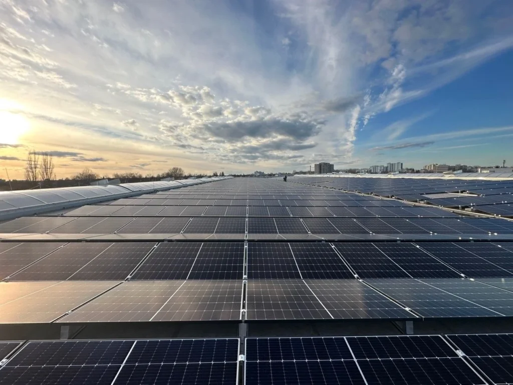 Monocrystalline Polycrystalline Panels